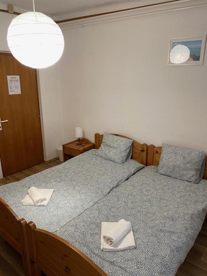 Global Apartmanhaz Vonyarcvashegy Exteriör bild