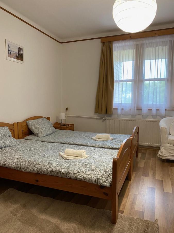 Global Apartmanhaz Vonyarcvashegy Exteriör bild